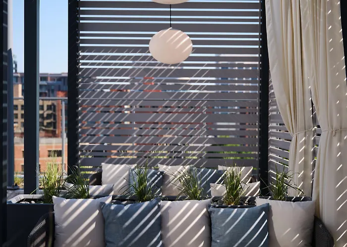 Level - River North Hotel 4*