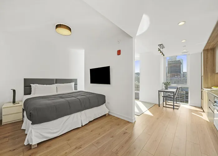 Level - River North Hotel 4*