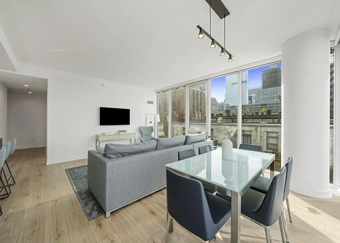 Level - River North Hotel 4*