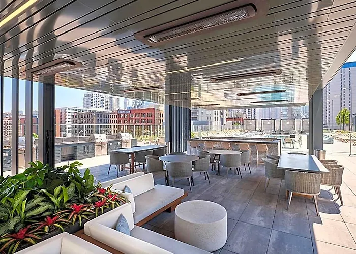 Level - River North Hotel 4*